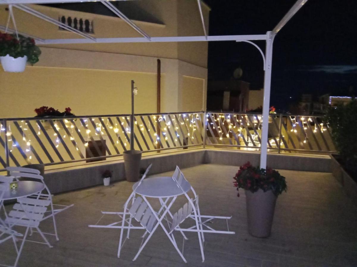 Dimora La Fresia Apartment Massafra Exterior photo